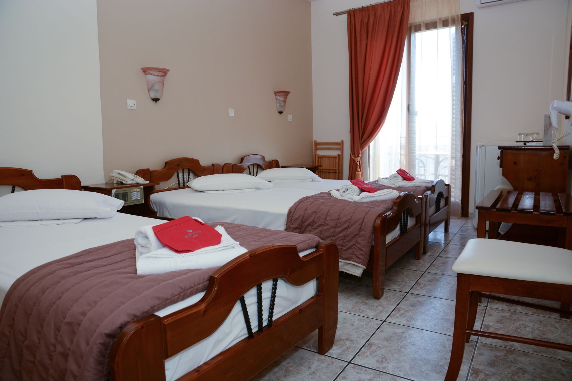 Poseidonio Hotel Tínos Eksteriør bilde