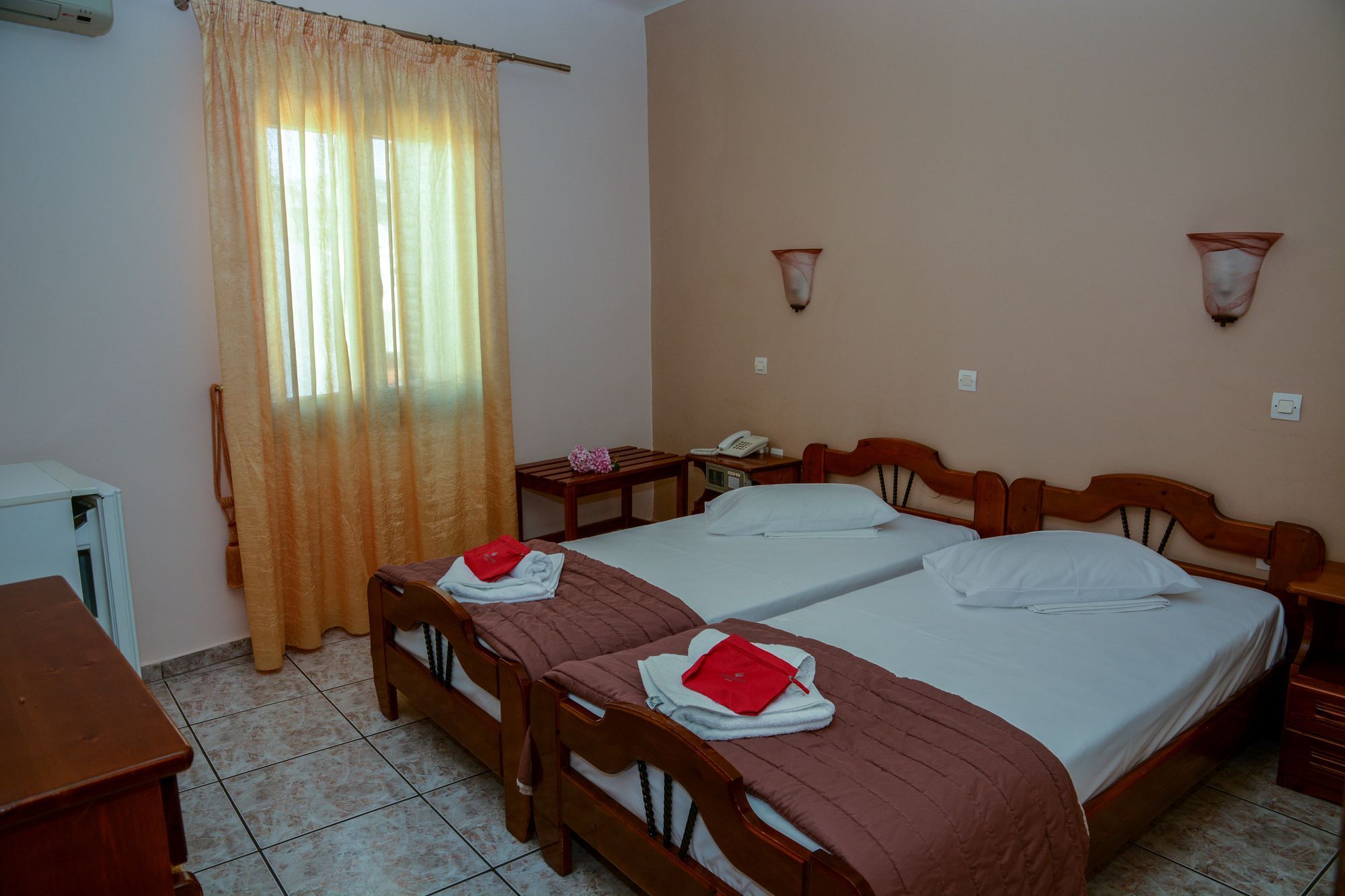 Poseidonio Hotel Tínos Eksteriør bilde
